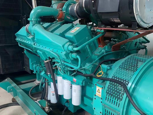 潜江更换100kW柴油发电机组机油时，需要注意哪些事项？